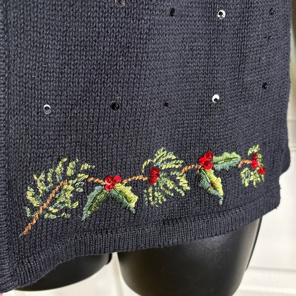 Vintage Tiara International Black Cardigan with Cardinal Embroidery Size Small - Picture 4 of 15